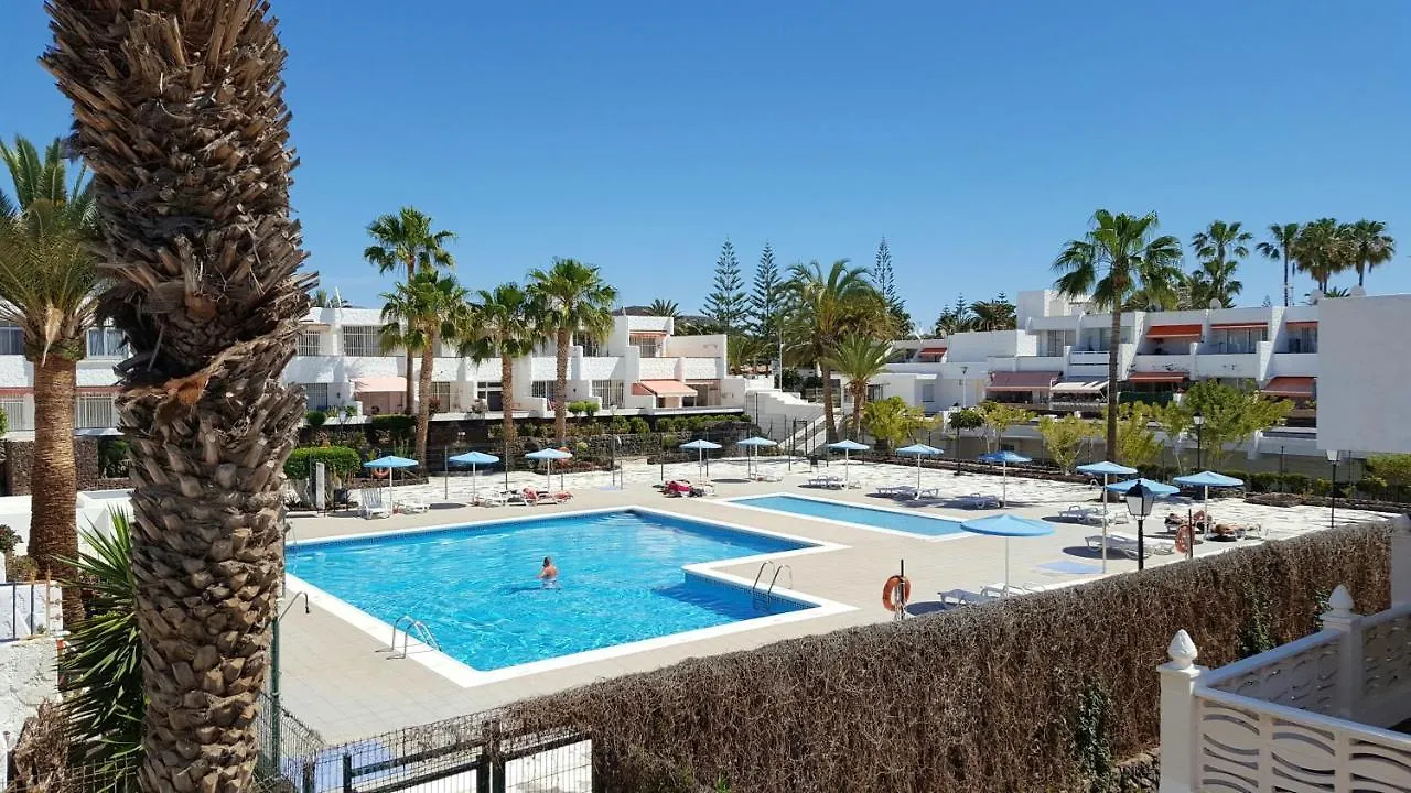 2 Bedrooms Appartement With Shared Pool Enclosed Garden And Wifi At Arona Tenerife Apartment